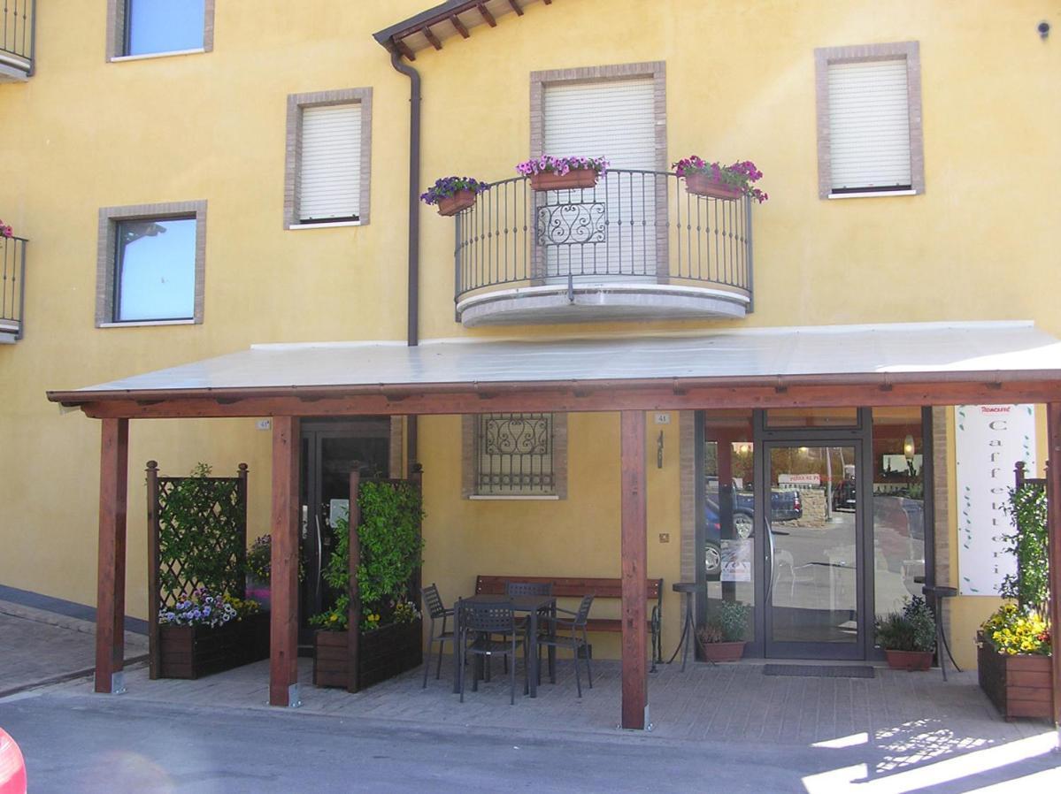 Albergo Le 2 Rose San Severino Marche Exterior photo
