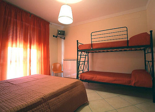 Albergo Le 2 Rose San Severino Marche Exterior photo