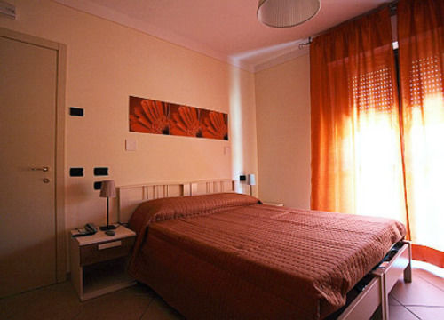 Albergo Le 2 Rose San Severino Marche Exterior photo