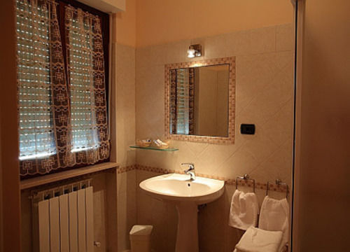 Albergo Le 2 Rose San Severino Marche Exterior photo